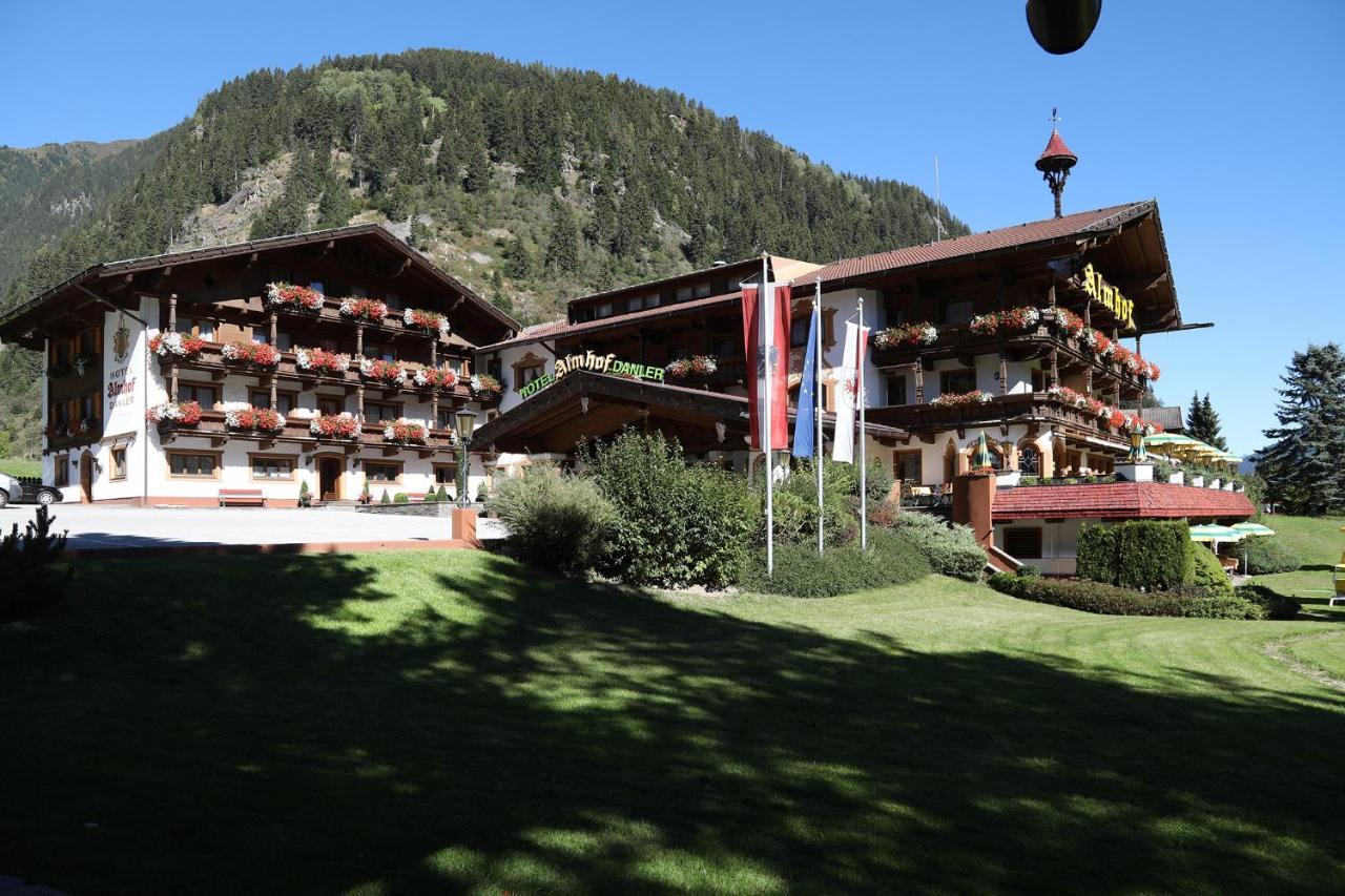 Hotel Almhof Neustift im Stubaital Extérieur photo