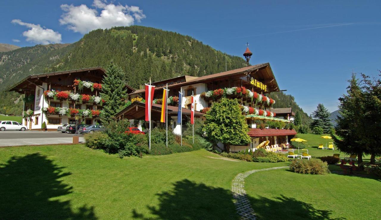 Hotel Almhof Neustift im Stubaital Extérieur photo